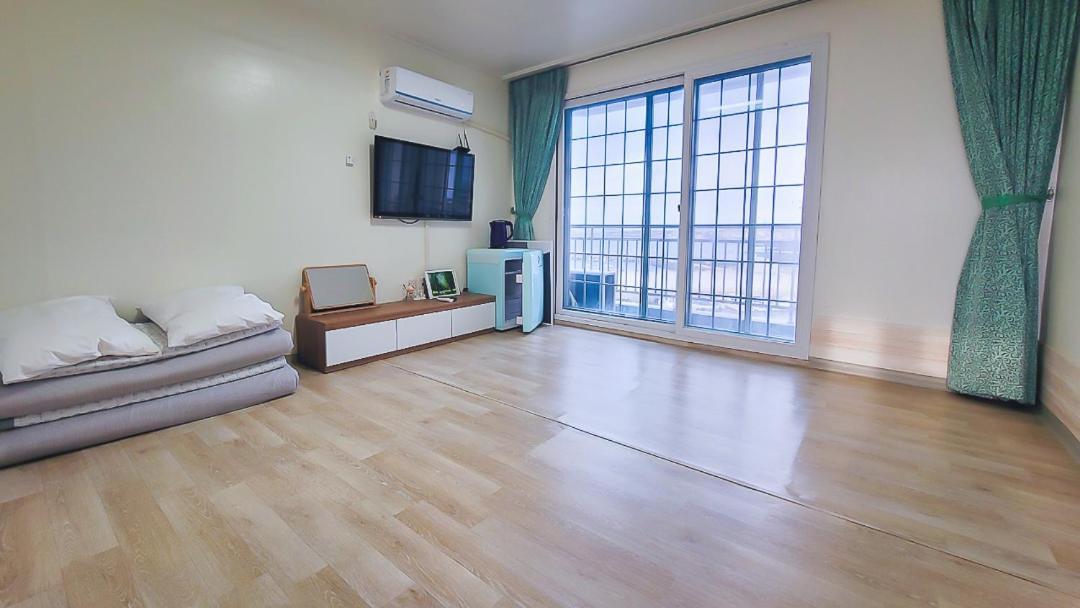 Jeju Sea Palace Pension Екстер'єр фото