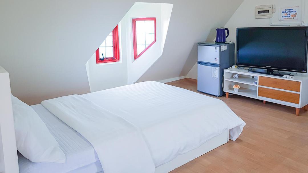 Jeju Sea Palace Pension Екстер'єр фото