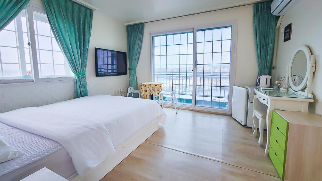 Jeju Sea Palace Pension Екстер'єр фото