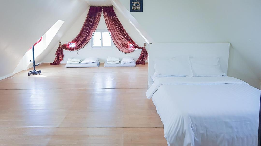 Jeju Sea Palace Pension Екстер'єр фото